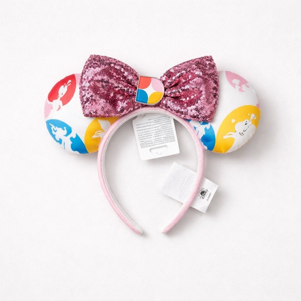 NWT- Disney vacation club mini ears/villas at Disneyland hotel/pink sequence bow